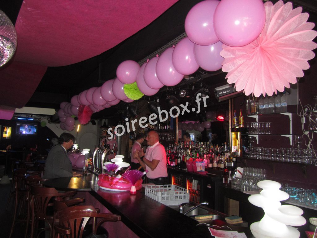 décoration ballon éventail rose pour soiér pink party