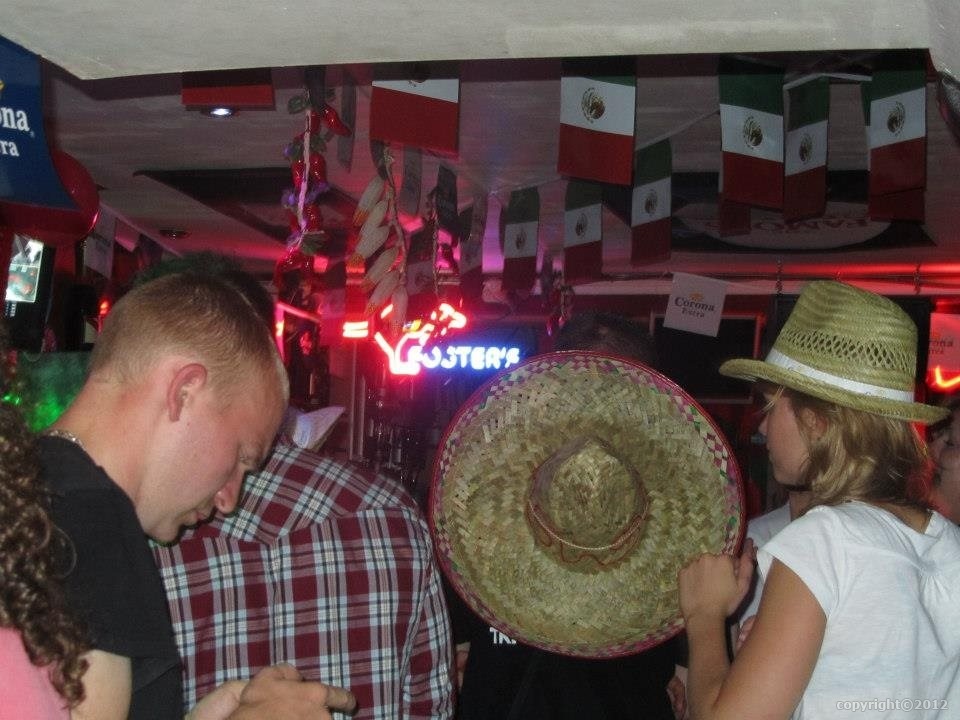 accessoire sombrero pas cher pour soirée mexicaine