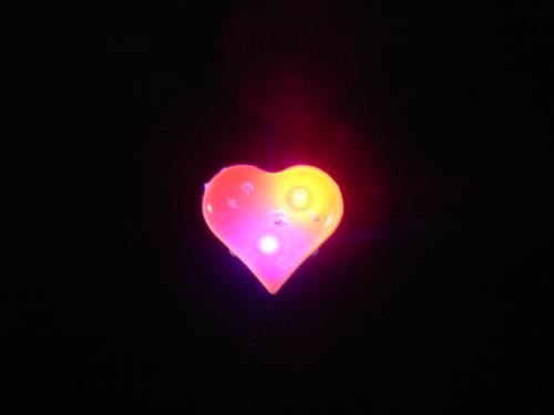 badge LED coeur